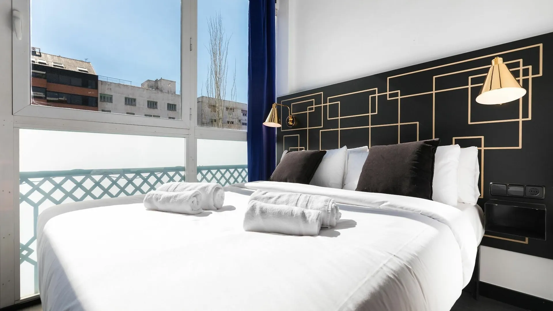 El Consell By The Streets Otel Barselona 3*,  İspanya